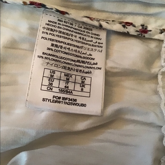 NWT - Guess bomber style jacket - Picture 5 of 6